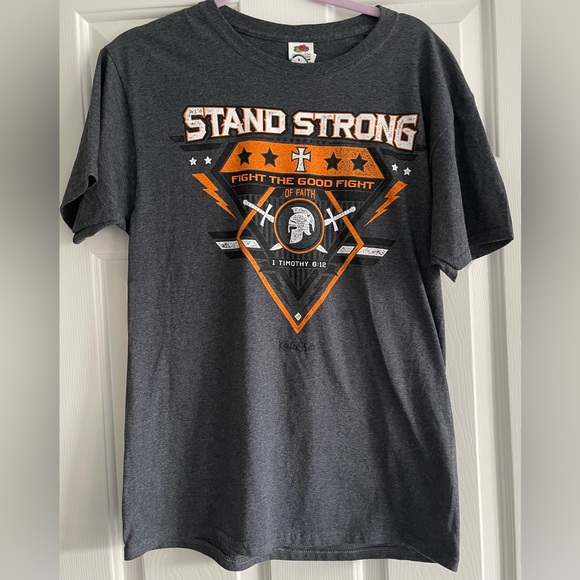 NWT Kerusso Christian Graphic Tee Shirt STAND STRONG 1 TIMOTHY 6:12 Size M - Picture 2 of 5